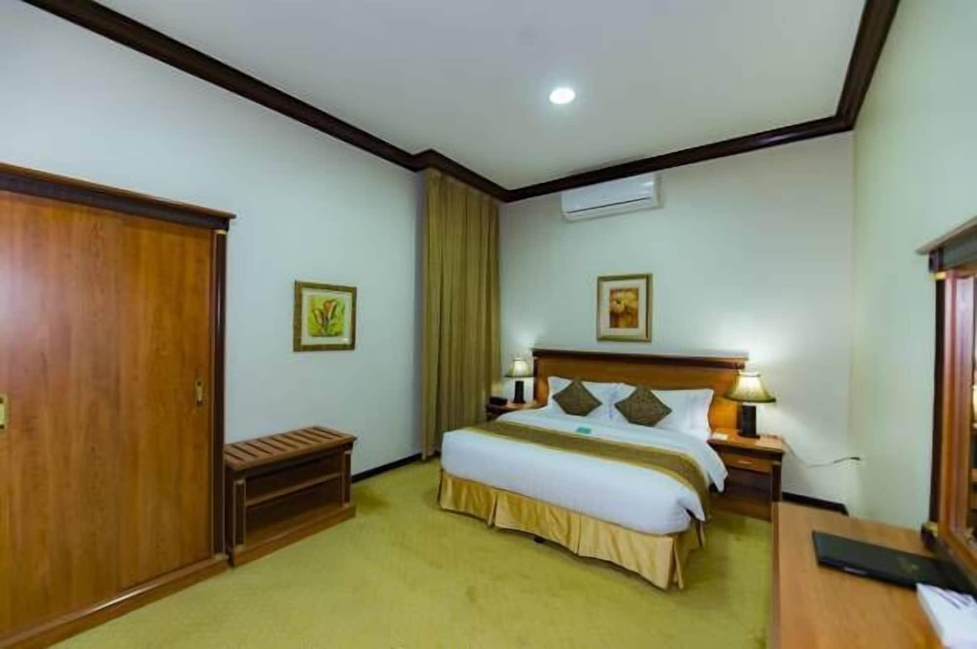 Boudl Al-Morouj Aparthotel Рияд Екстериор снимка