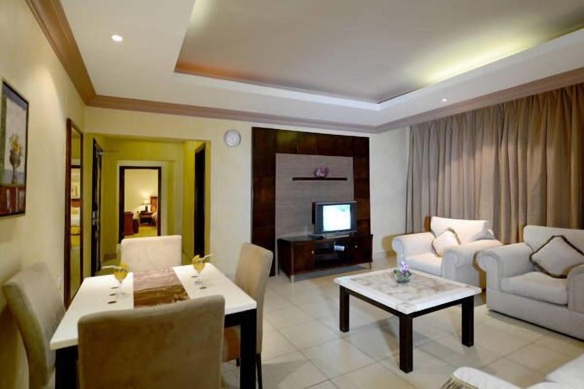 Boudl Al-Morouj Aparthotel Рияд Екстериор снимка