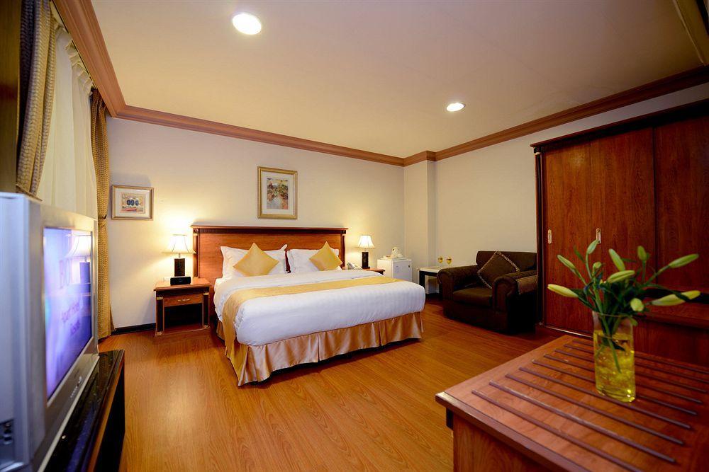 Boudl Al-Morouj Aparthotel Рияд Екстериор снимка