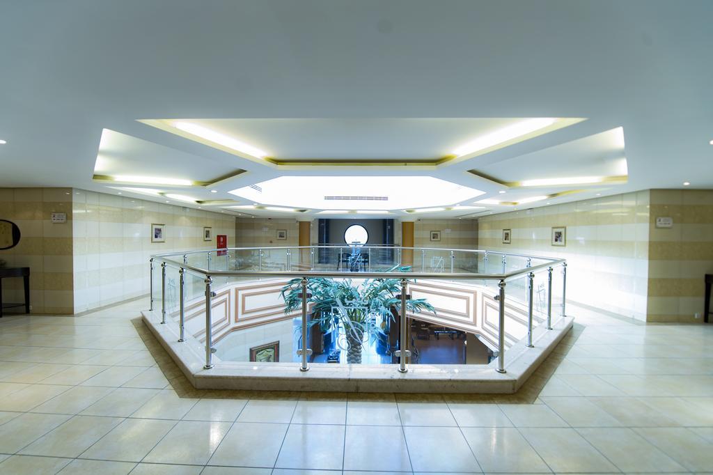 Boudl Al-Morouj Aparthotel Рияд Екстериор снимка