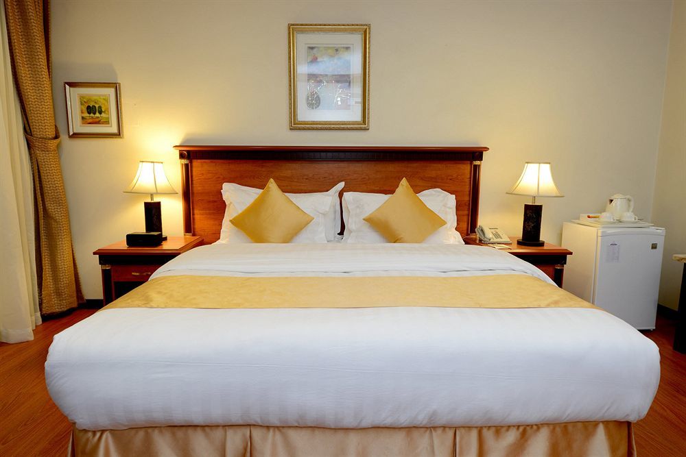 Boudl Al-Morouj Aparthotel Рияд Екстериор снимка