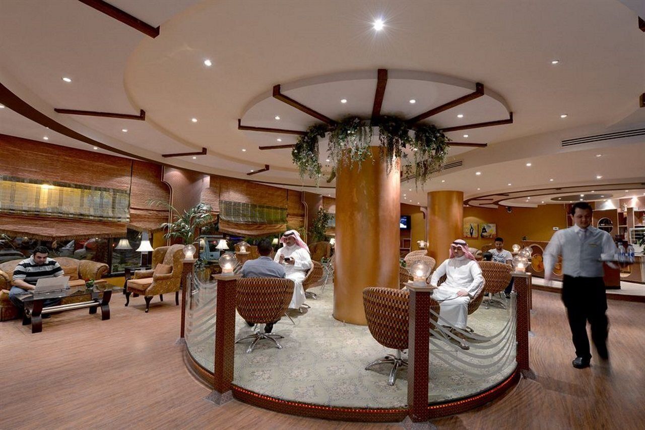 Boudl Al-Morouj Aparthotel Рияд Екстериор снимка